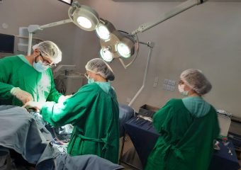 Cirurgia de toracotomia é realizada pela primeira vez no Hospital Estadual de Formosa