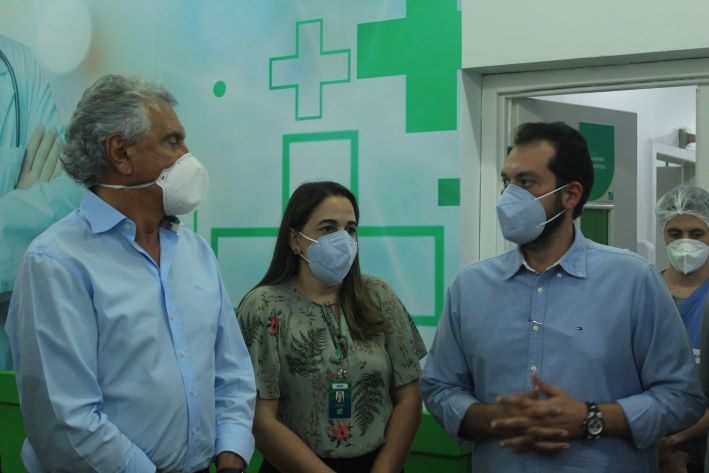 Ronaldo Caiado visita Hospital Regional de Formosa e destaca melhorias
