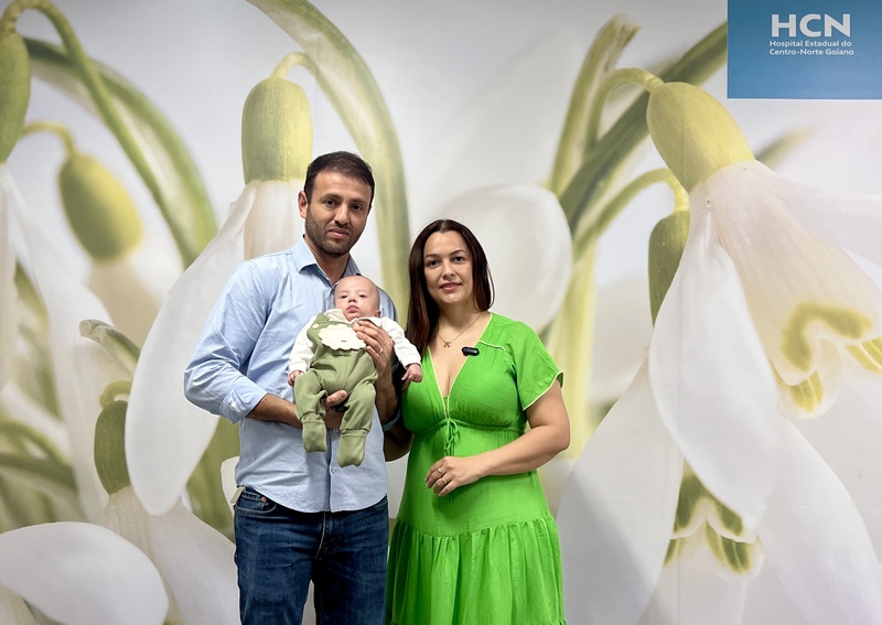 Após 4 meses de internação na UTI Neonatal do HCN - Hospital Estadual do Centro-Norte Goiano, Henrique Coelho, um paciente prematuro extremo, recebe alta.