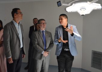 Secretário de Saúde de Goiás visita obras de expansão do Hetrin