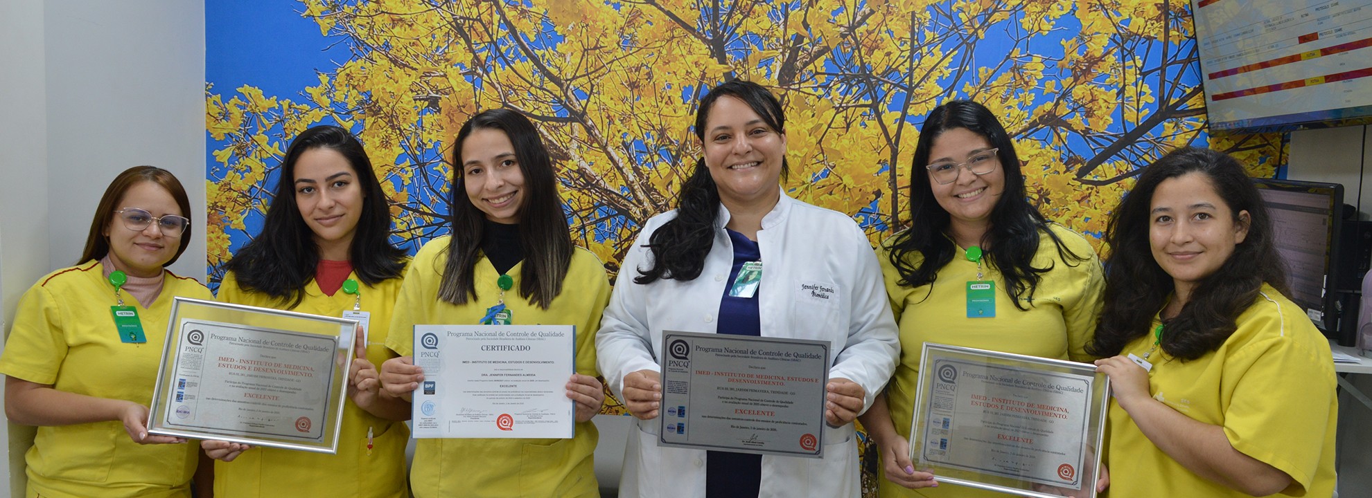 Laboratório do Hospital Estadual de Trindade - Hetrin conquista selo de excelência pelo quinto ano, destacando qualidade e confiança em análises clínicas.