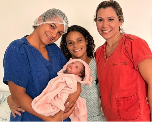 Hospital Estadual de Formosa - HEF, referência em atendimento humanizado, com alta satisfação e ações de melhoria contínua.
