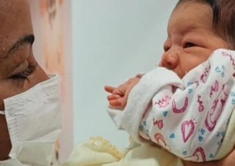 HEF fortalece orientação à rede de apoio e amplia segurança no pós-parto 