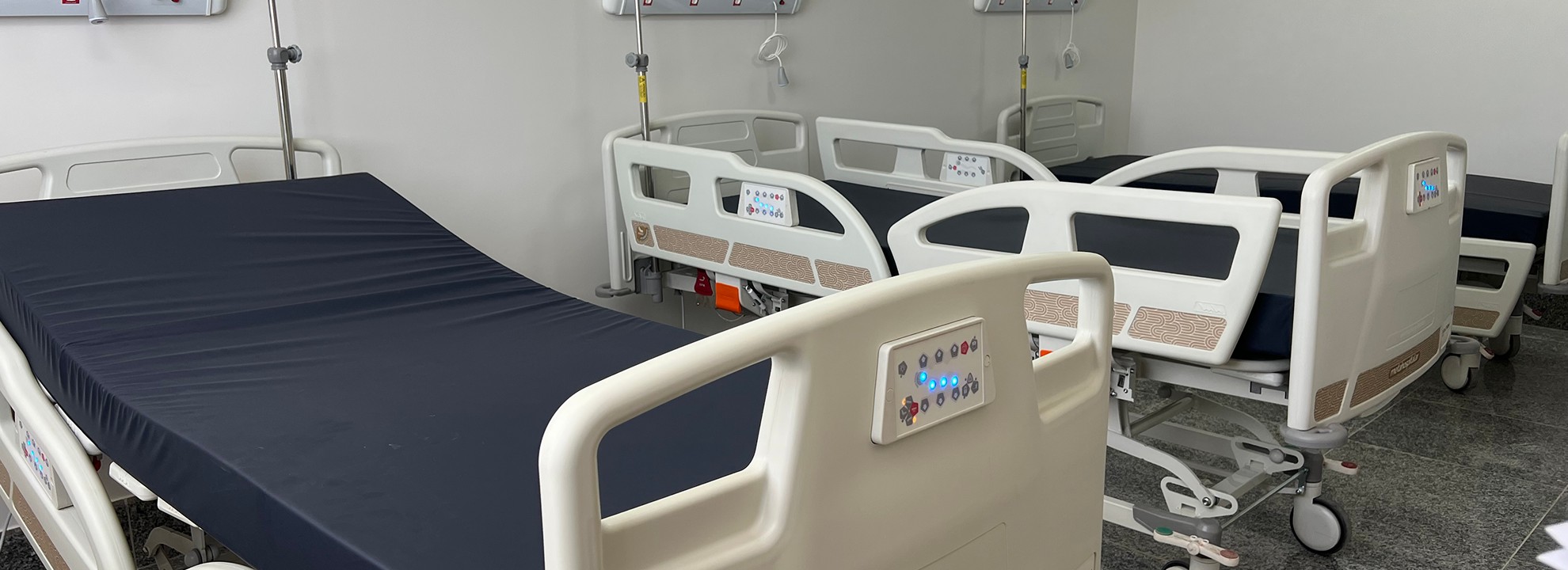 Hospital Estadual de Trindade (Hetrin) moderniza estrutura com novas tecnologias para segurança e conforto dos pacientes.
