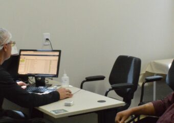 Policlínica de Posse conscientiza sobre câncer colorretal