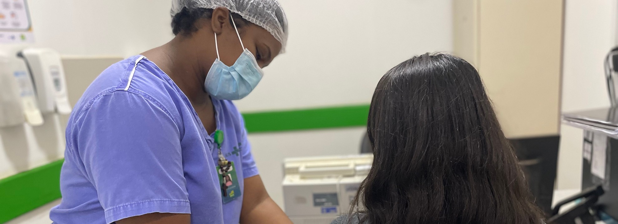 Hospital Estadual de Formosa (HEF) Alerta sobre riscos de picadas de abelhas e medidas de prevenção em períodos de calor e chuvas.