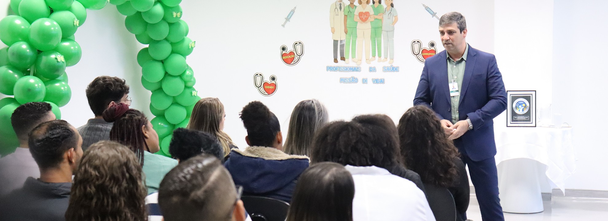 Semana da Enfermagem no Hospital Municipal da Brasilândia (HMB): homenagem aos profissionais que cuidam da saúde com dedicação e empatia
