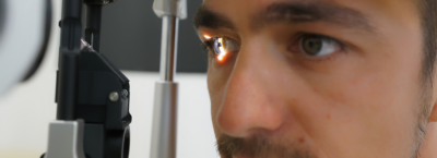 A saúde ocular é vital para a qualidade de vida. Realizar o teste do olhinho em recém-nascidos é crucial para identificar problemas precocemente na Policlínica Estadual da Região Nordeste II – Posse